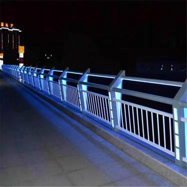 燈光護(hù)欄