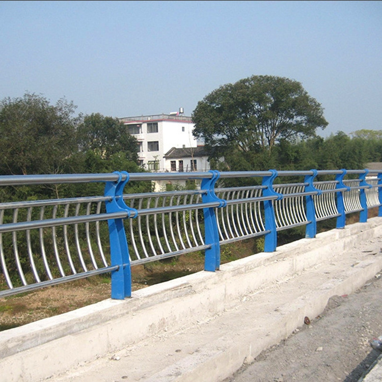 河道護欄